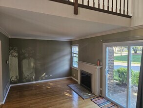 2662 College Hill Cir in Schaumburg, IL - Building Photo - Building Photo