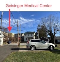 938 Cherry St, Unit 201 in Danville, PA - Building Photo