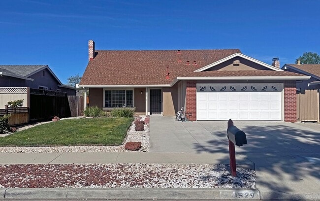 property at 1529 Colt Way