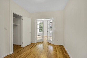 1167 Second Avenue in New York, NY - Building Photo - Floor Plan