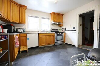 33 Wiltshire Rd, Unit 1 in Boston, MA - Building Photo - Building Photo