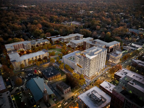 1301 South Blvd in Charlotte, NC - Foto de edificio - Building Photo