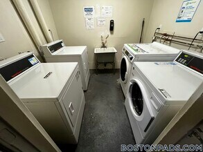 90 Gardner St, Unit 1B in Boston, MA - Building Photo - Building Photo