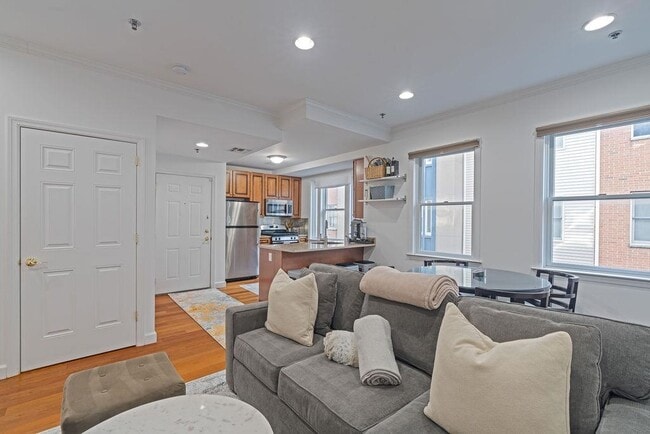 property at 620 38th St