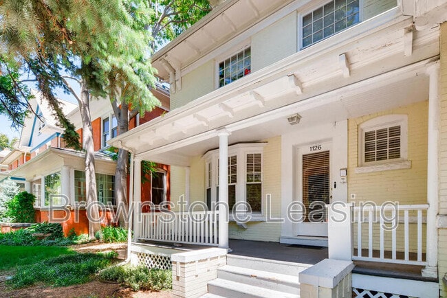 property at 1124 Emerson St