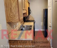 200 Crestview Dr photo'