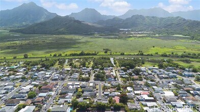 678 Kihapai St in Kailua, HI - Building Photo - Building Photo