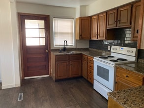 2284 Cranberry Hwy in Wareham, MA - Foto de edificio - Building Photo