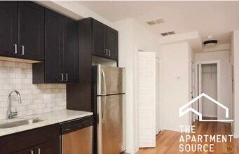 2203 W Eastwood Ave in Chicago, IL - Building Photo - Building Photo