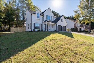 2871 Belfaire Lake Dr in Dacula, GA - Building Photo - Building Photo