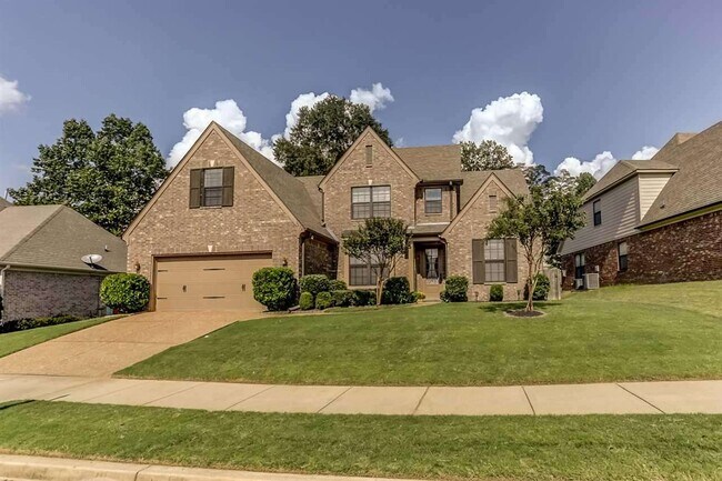 property at 5252 Ivy Creek Ln