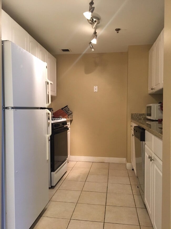 15 North Beacon St in Boston, MA - Building Photo - Building Photo