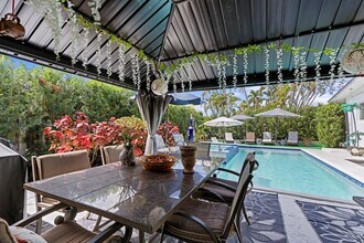 3705 NE 16th Ave in Oakland Park, FL - Building Photo - Building Photo