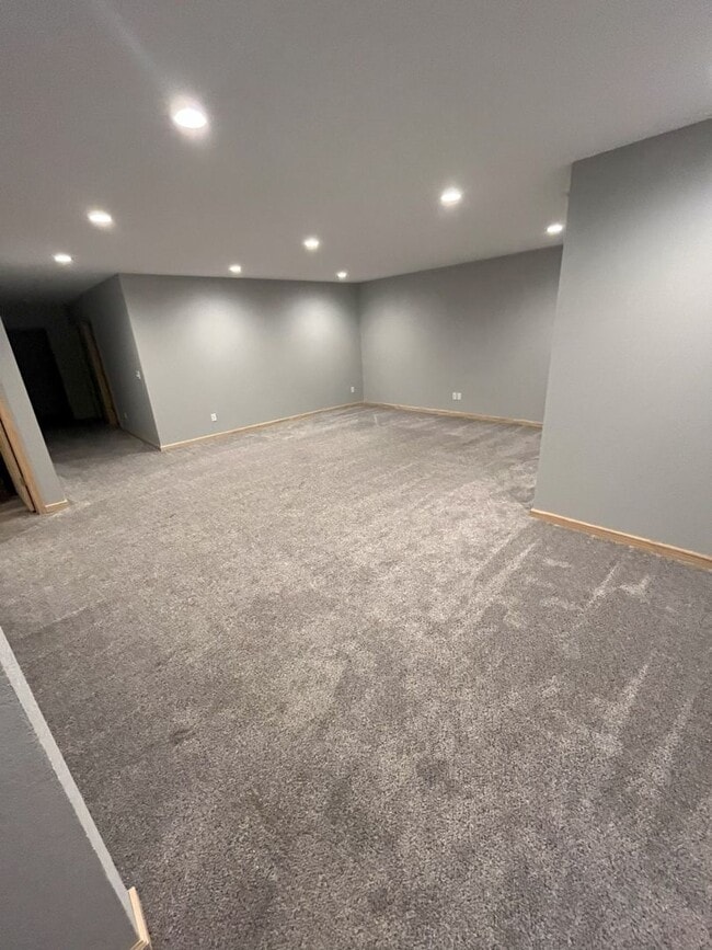 property at 122 Cathy Jean Ct