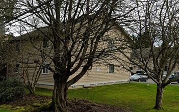 7930 272nd St NW in Stanwood, WA - Building Photo - Building Photo