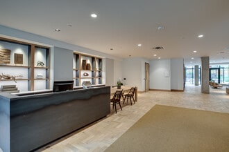 LAKEHAUS in Minneapolis, MN - Building Photo - Interior Photo