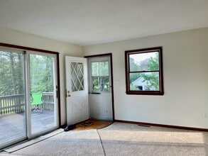 80 Mallory Ln in Pine Bush, NY - Building Photo - Building Photo