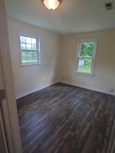 3527 Rose Ln in Gloucester, VA - Foto de edificio - Building Photo