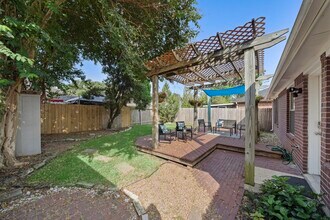 18315 Beaverdell Dr in Tomball, TX - Building Photo - Building Photo