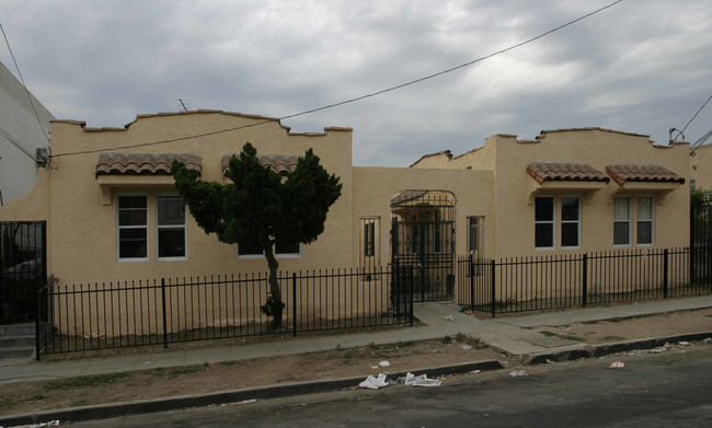 4312 Burns Ave in Los Angeles, CA - Building Photo - Building Photo