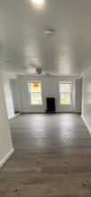 353 Crescent St, Unit Studio in Athol, MA - Building Photo - Building Photo