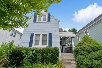 1561 Glenn Ave in Columbus, OH - Building Photo - Building Photo