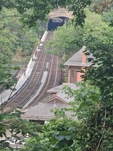 240 High St in Harpers Ferry, WV - Foto de edificio - Building Photo