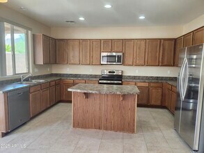 7344 W Red Hawk Dr in Peoria, AZ - Building Photo - Building Photo