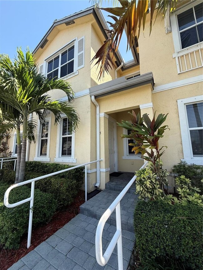 property at 134 SE 28th Ter