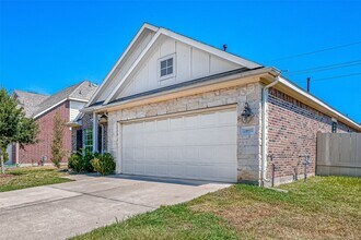 24602 Forest Canopy Dr in Katy, TX - Building Photo - Building Photo
