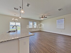 4730 Reisswood Loop in Palmetto, FL - Building Photo - Building Photo