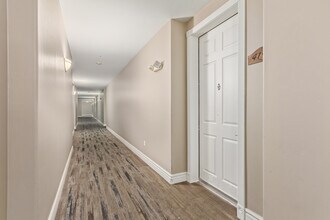 5450 E Deer Valley Dr, Unit 4199 in Phoenix, AZ - Foto de edificio - Building Photo