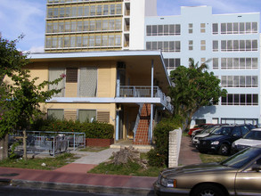 1685 Jefferson Ave in Miami Beach, FL - Building Photo - Building Photo