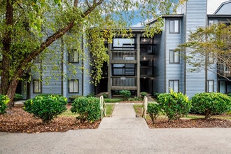 Stonesthrow in Greensboro, NC - Building Photo - Building Photo