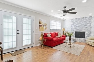 Bright, Spacious Stone Mountain Residence on Tahoe Circle in Stone Mountain, GA - Building Photo - Building Photo