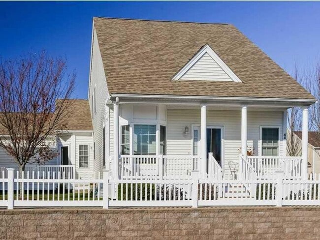 property at 55 Ashburton Dr