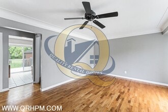 709 Elmwood Dr in Fenton, MI - Building Photo - Building Photo