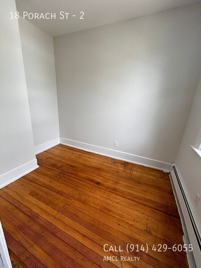 18 Porach St in Yonkers, NY - Building Photo - Building Photo