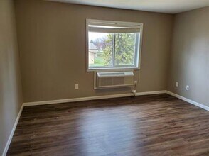 418 8th StApt, Unit 301 in Breckenridge, MN - Building Photo - Building Photo