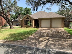 6104 John Chisum Ln in Austin, TX - Building Photo