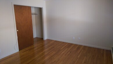 110 Main St, Unit 130 in Agawam, MA - Building Photo - Building Photo
