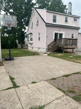 631 Worth Ave in Linden, NJ - Foto de edificio - Building Photo
