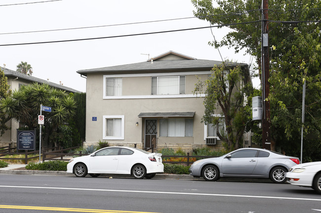 Moorpark Street Apartments in Sherman Oaks, CA - Building Photo - Building Photo