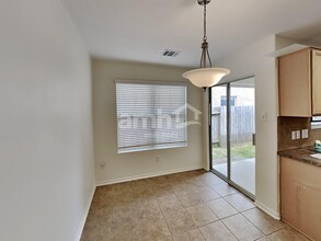 2322 Old Ox Rd in Spring, TX - Building Photo - Building Photo