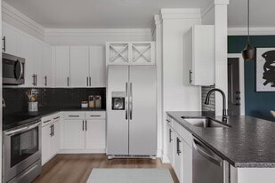 Solay Fort Worth in Fort Worth, TX - Building Photo