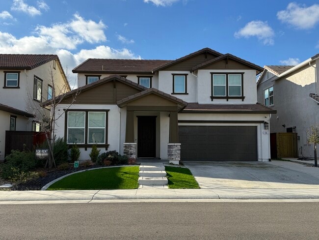 property at 1580 Blue Moon Ln