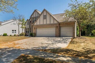 6117 Wynford Dr in Dublin, OH - Building Photo - Building Photo