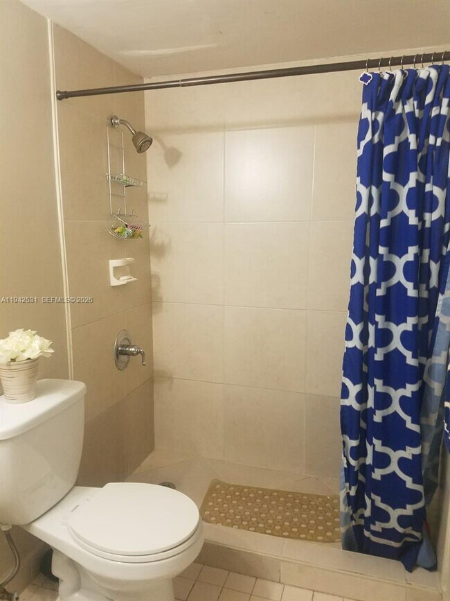 7403 SW 152nd Ave in Miami, FL - Building Photo - Building Photo