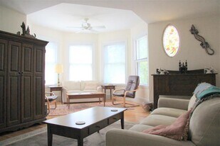 20 Highland Ave, Unit 3 in Cambridge, MA - Building Photo