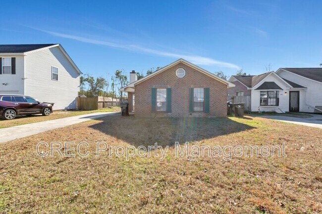 1005 Tj Ln in Summerville, SC - Building Photo - Building Photo